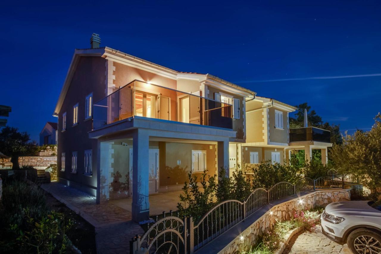Lucica 360 Sea View Suite Nerezine Ngoại thất bức ảnh