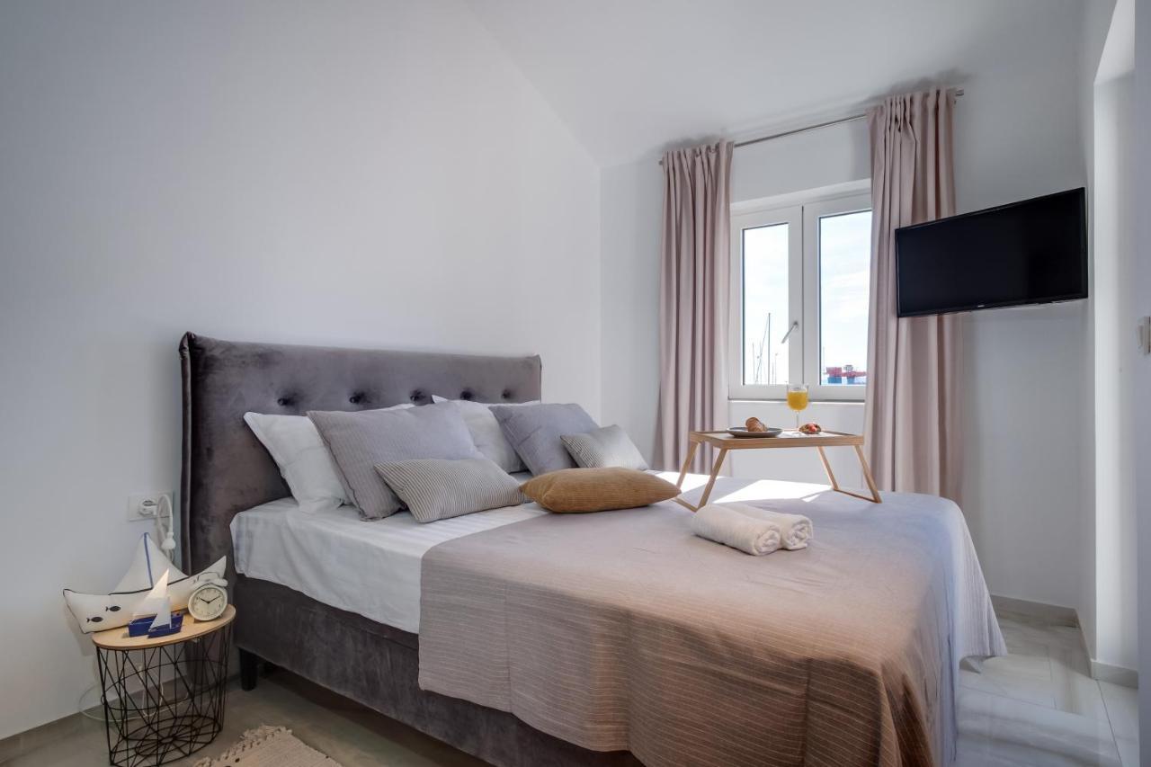 Lucica 360 Sea View Suite Nerezine Ngoại thất bức ảnh