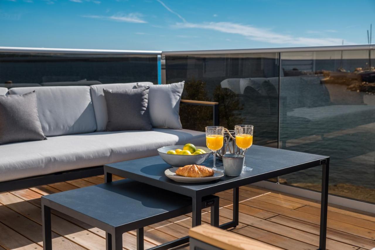 Lucica 360 Sea View Suite Nerezine Ngoại thất bức ảnh